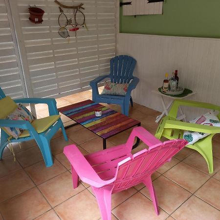 Bel Appartement - Proche Des Plages De Sainte Anne Kültér fotó