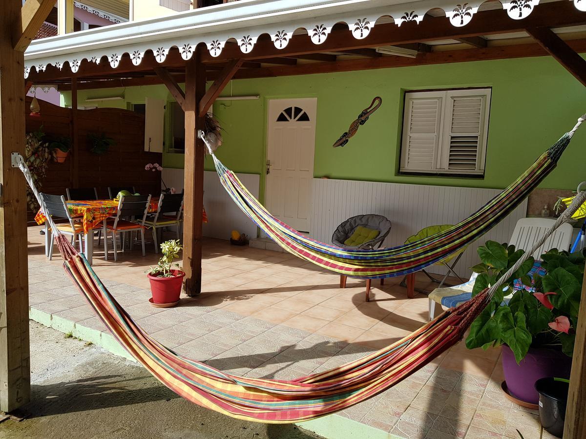 Bel Appartement - Proche Des Plages De Sainte Anne Kültér fotó